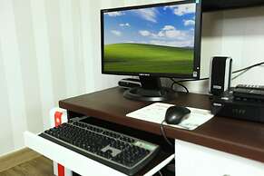 Apple farm stay
