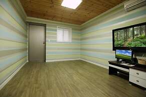 Apple farm stay