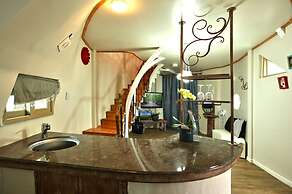 Apple farm stay