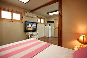 Apple farm stay
