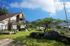 Forest Pension