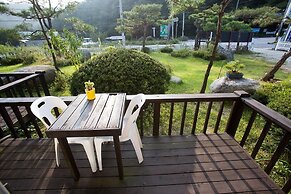 Forest Pension