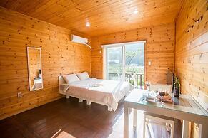 Forest Pension