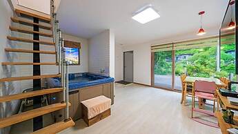 Maidu Pension