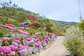 Yanggaksan Pension