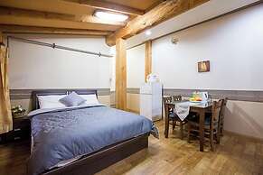 Vivaldi house