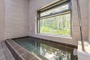 Gallery 774