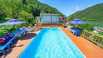 Cheungpungmyungwol Pension