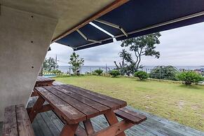 Blue Road Town Pension - Dalbit