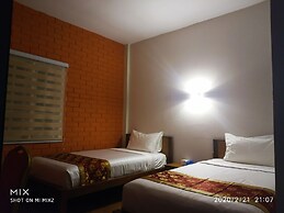 Sunrise Square Motel