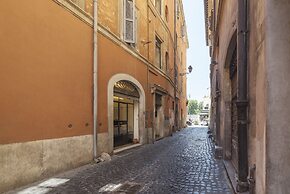 Via dei Cartari