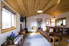 Laurel Lodge - Log Cabin - St Florence