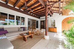 Villa Maya