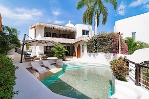 Villa Maya