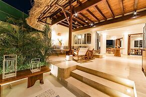 Villa Maya
