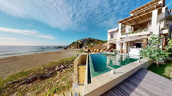 Villa Escondida