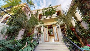 Villa Escondida