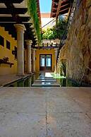 Villa Escondida