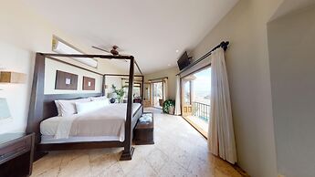 Villa Escondida