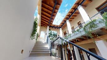 Villa Escondida