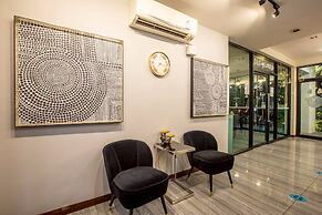The Living Hotel SamutPrakan