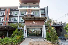 The Living Hotel SamutPrakan