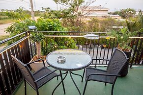 The Living Hotel SamutPrakan