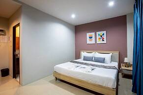 The Living Hotel SamutPrakan