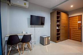 The Living Hotel SamutPrakan