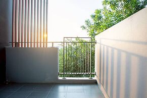 The Living Hotel SamutPrakan