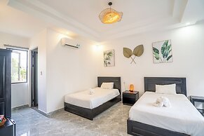 Beach Palm Villa Hoi An