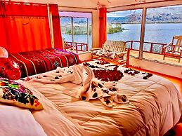 Uros Titicaca Marca Lodge