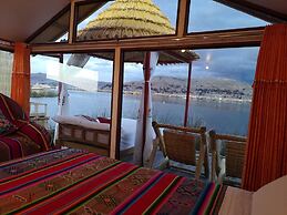 Uros Titicaca Marca Lodge