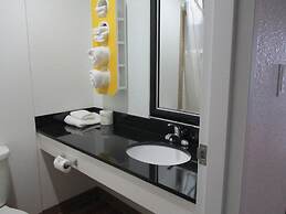 Motel 6 Kerrobert, SK