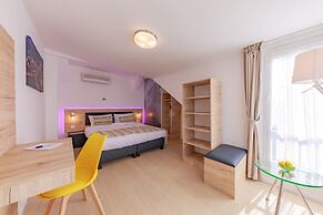 Christina Residence
