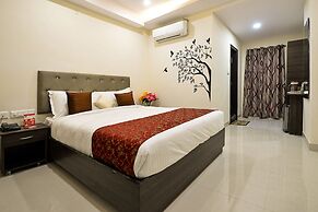 Hotel Lotus Grand