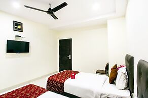Hotel Lotus Grand