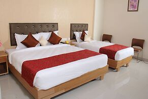 Hotel Lotus Grand