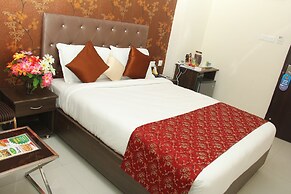 Hotel Lotus Grand