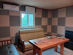 Hue travel Pension