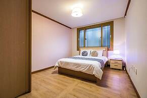 Hue travel Pension