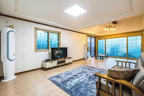 Hue travel Pension
