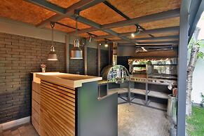 Andor Hotel