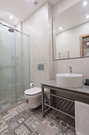 Andor Hotel