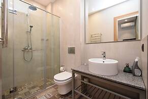 Andor Hotel