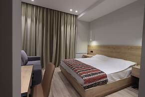 Andor Hotel