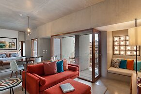 S. Bento Residences