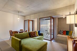 S. Bento Residences