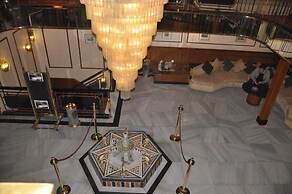 Diamond ship Hotel
