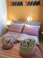 Intra Rooms
